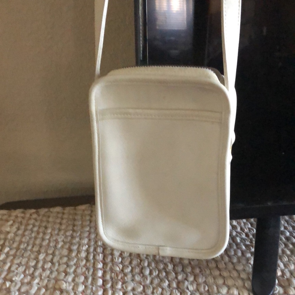 Coach B60 9973